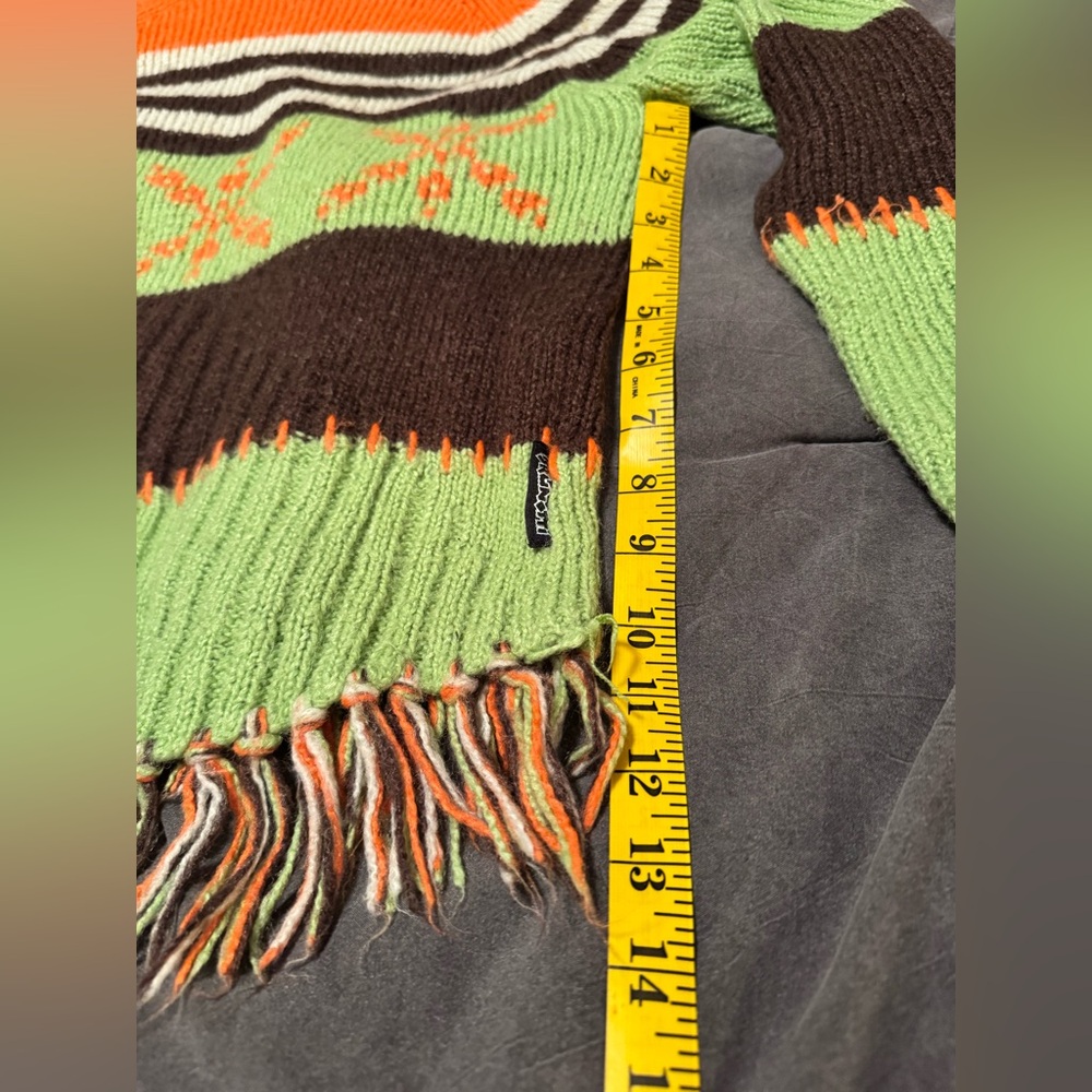 Vintage 90’s Orange and Green Women's Sweater in like new condition. - Picture 9 of 10